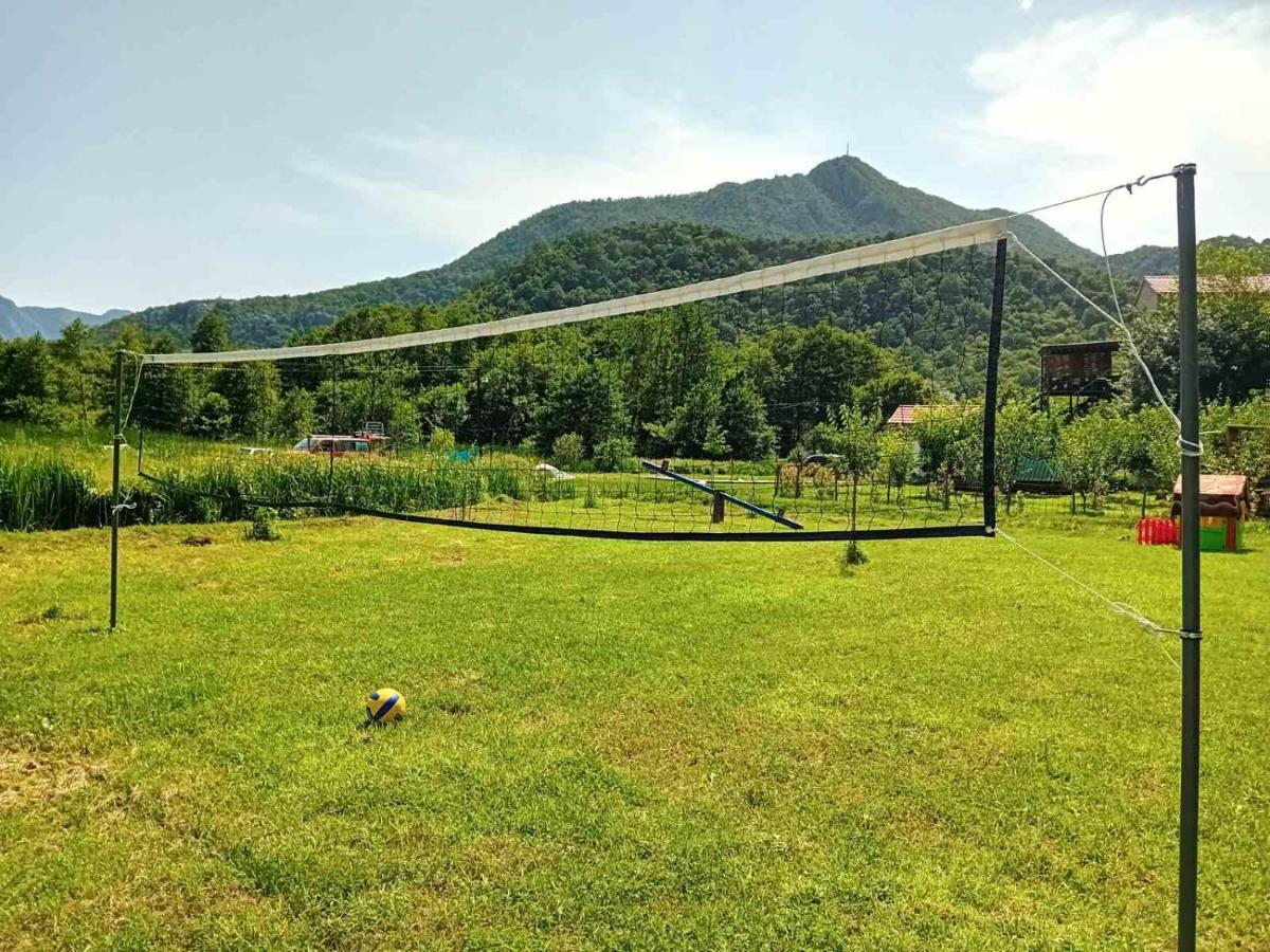 Camp Sunny Hills Hotel Virpazar Exterior photo