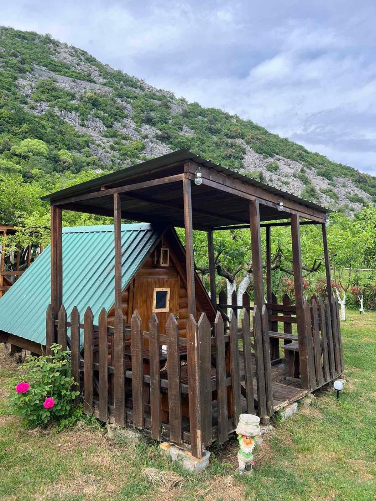 Camp Sunny Hills Hotel Virpazar Exterior photo